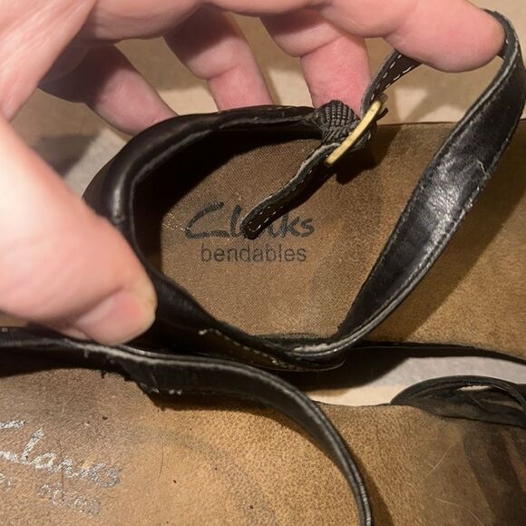 CLARKS Bendables Black Leather Ankle Strap Sandals - Picture 2 of 6